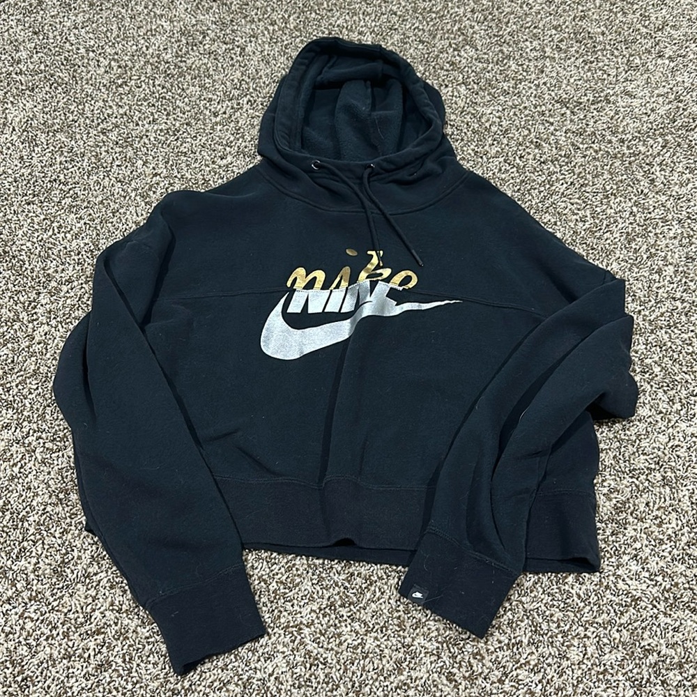 Nike cropped hoodie